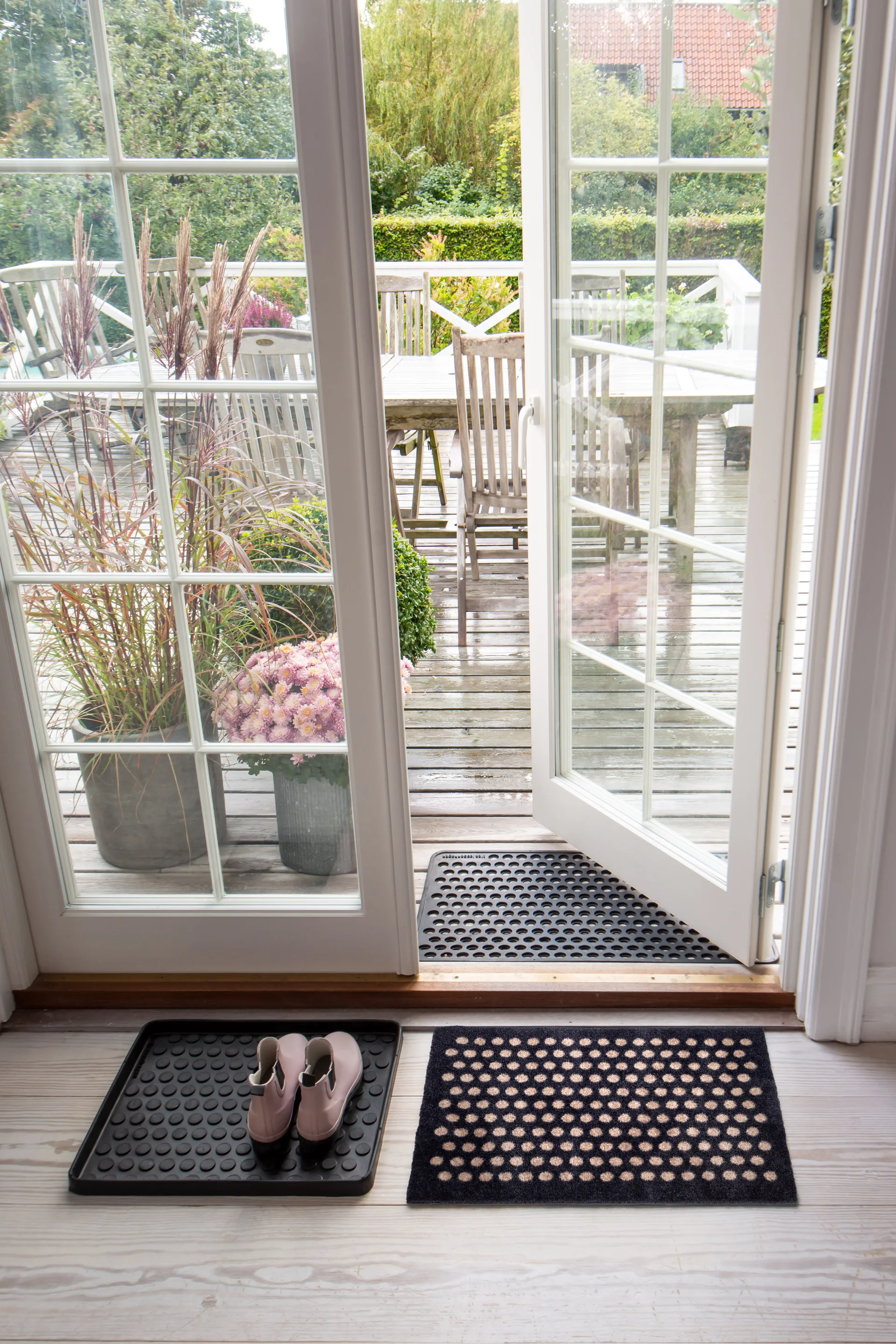 Dot dørmatte, Black-sand, 40 x 60 cm tica copenhagen