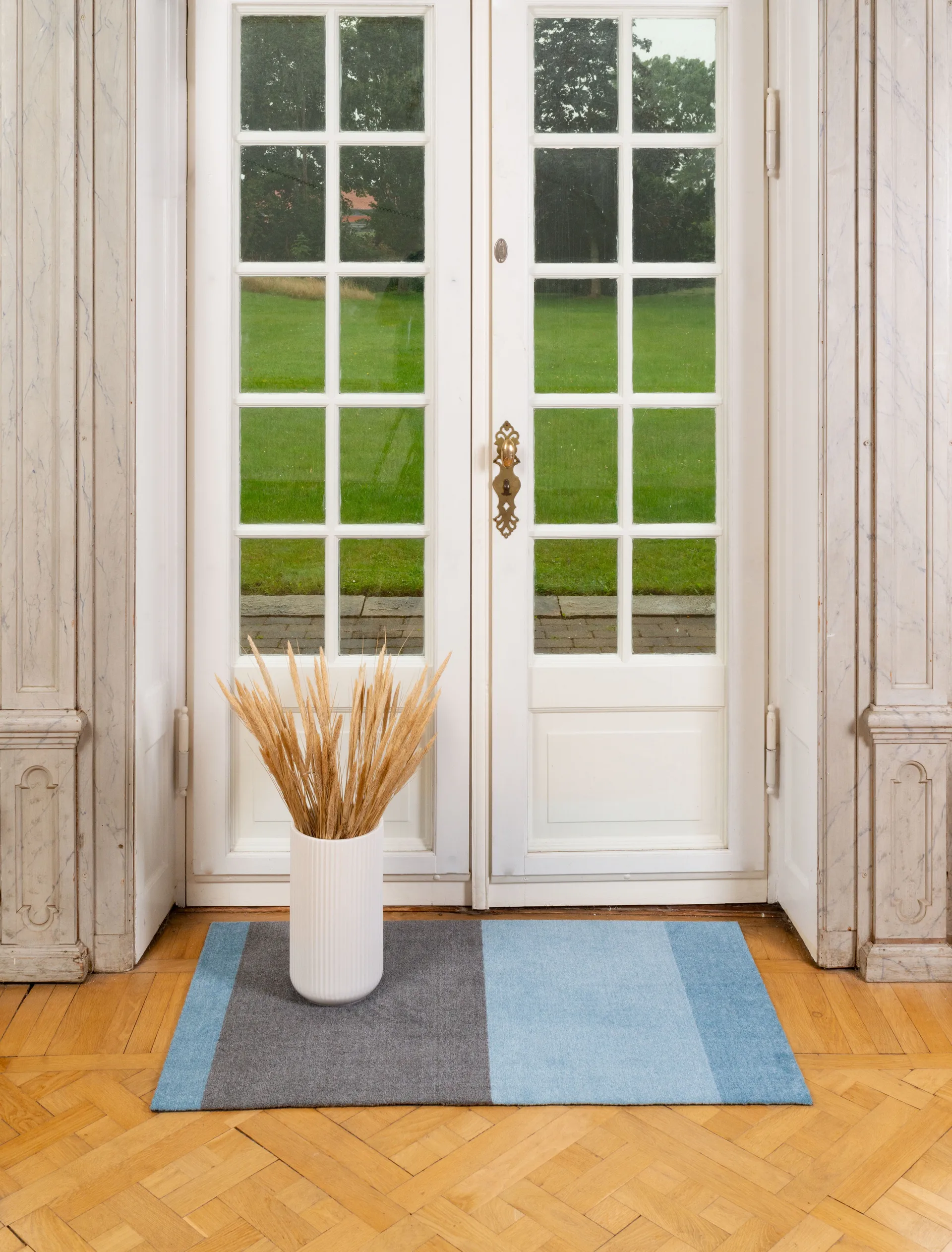 Stripes entréteppe horisontal, Blue-steel grey, 67 x 120 cm tica copenhagen