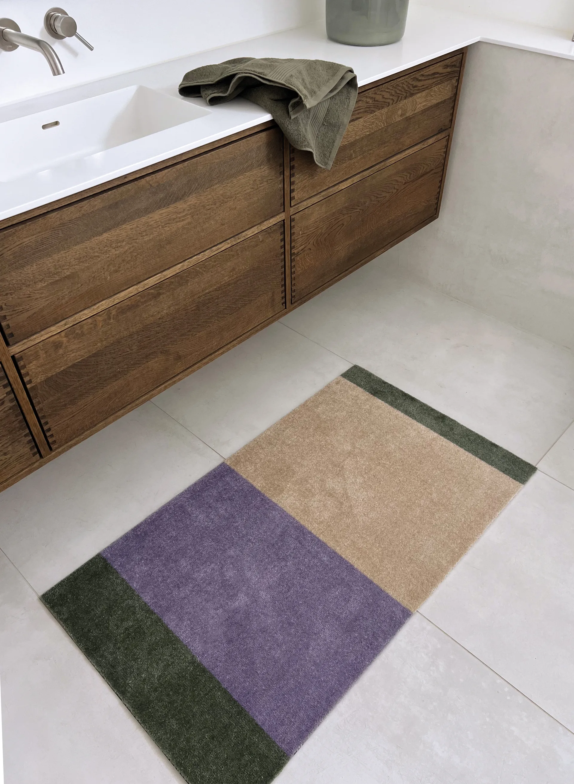 Stripes entréteppe horisontal, Lilac-ivory-green, 67x120 cm tica copenhagen