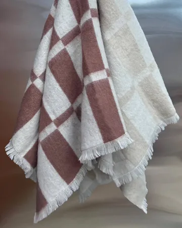 Hallin mohairpledd - Off white-rust, 130×170 cm - Tinted