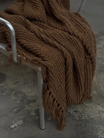 Janzen bouclé-pledd - Solid natural brown, 130x170 cm - Tinted