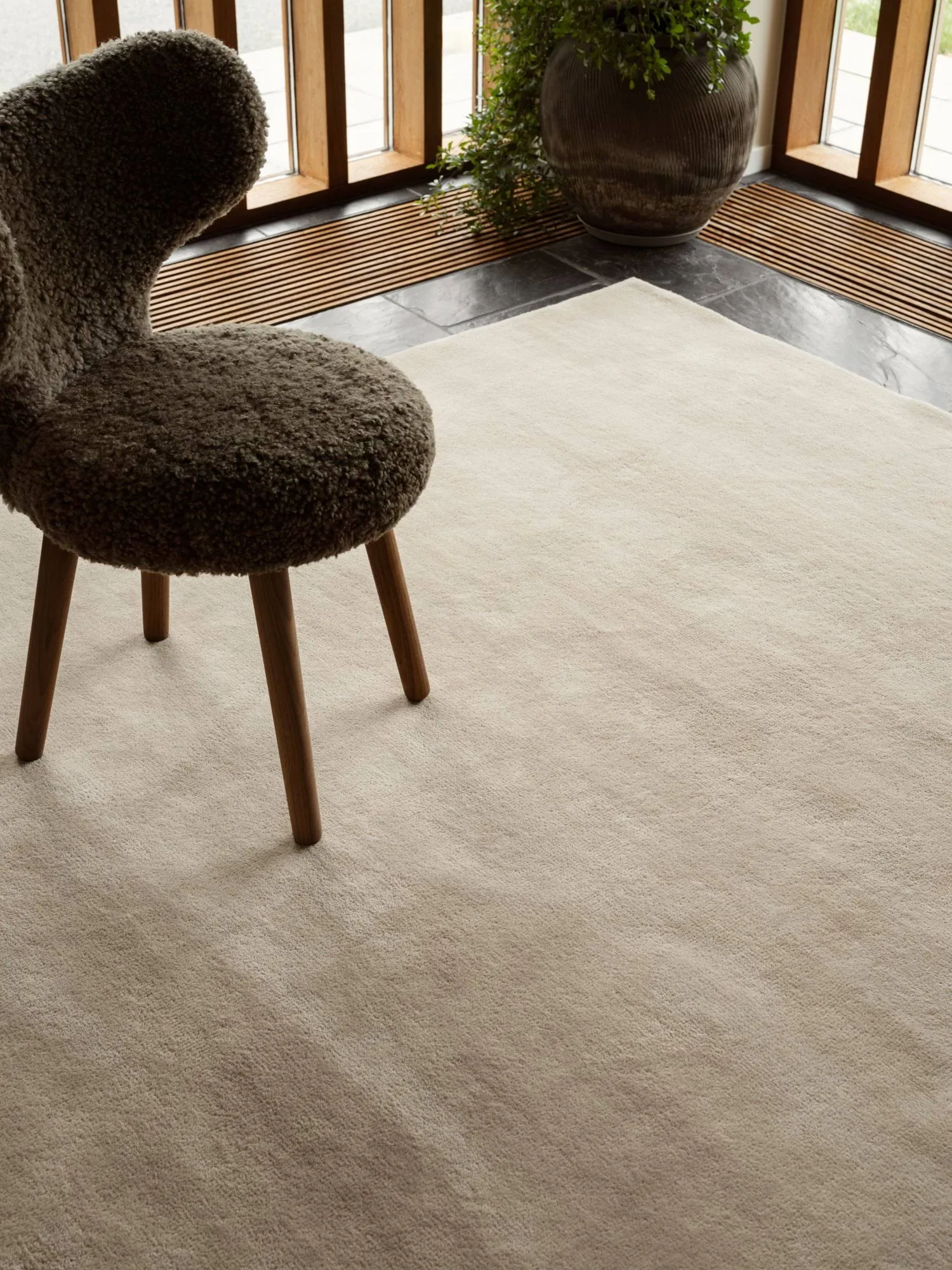 Liljehok ullteppe, Beige, 250×350 cm Tinted