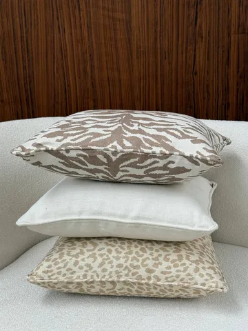Norell pyntepute - Leopard beige-off white, 50x50 cm - Tinted