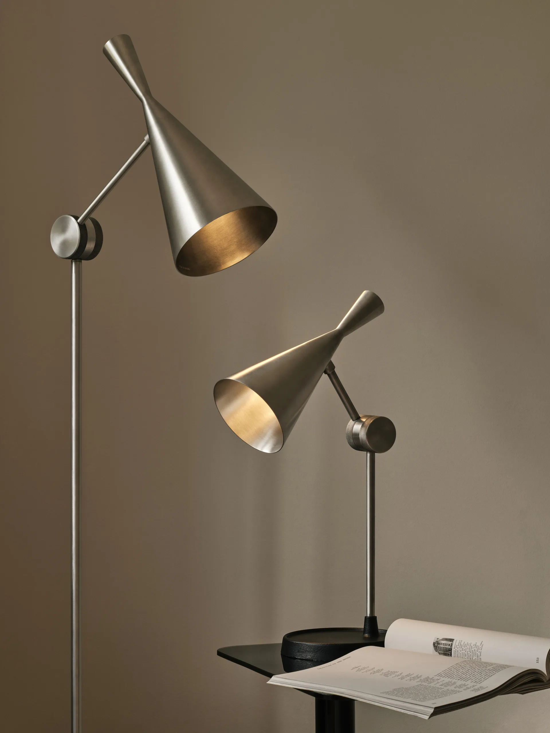 Beat Unbeaten gulvlampe LED 157 cm, Aluminium Tom Dixon