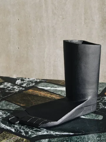 Cast Iron fot - Black, 21,5x20 cm - Tom Dixon