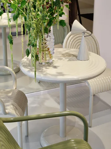 Groove cafebord rundt - Putty, Ø70 cm - Tom Dixon