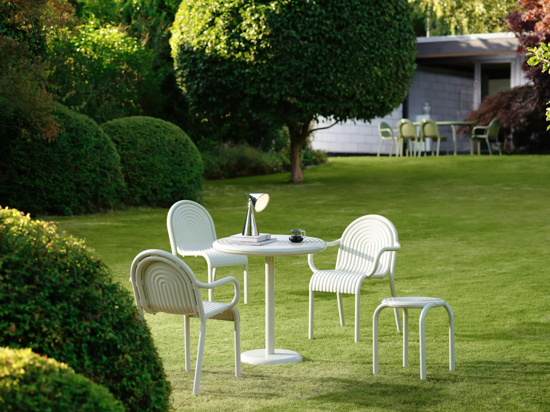 Groove cafebord rundt - Putty, Ø70 cm Tom Dixon