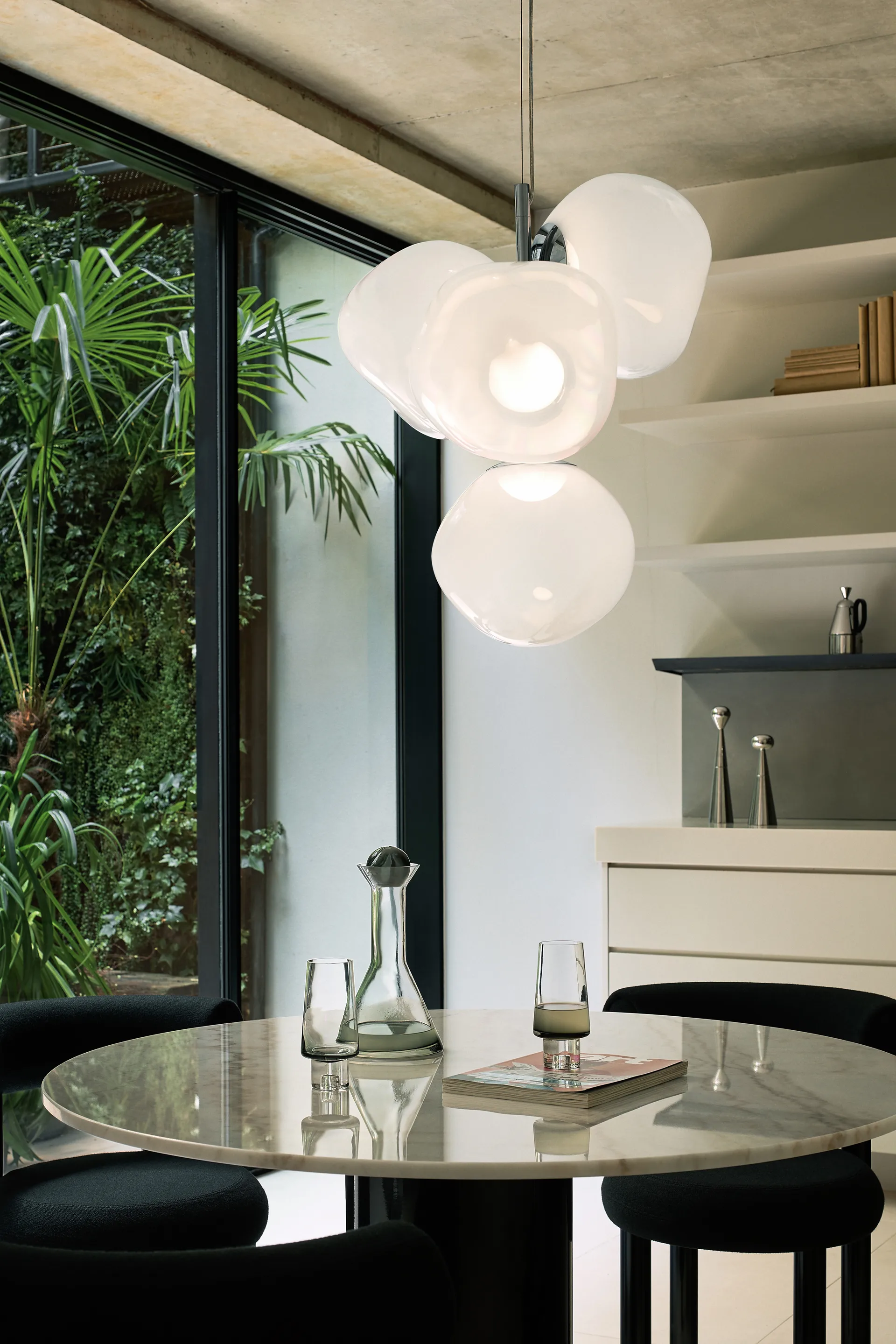 Melt Chandelier small takkrone LED 103 cm, Opal-gold Tom Dixon