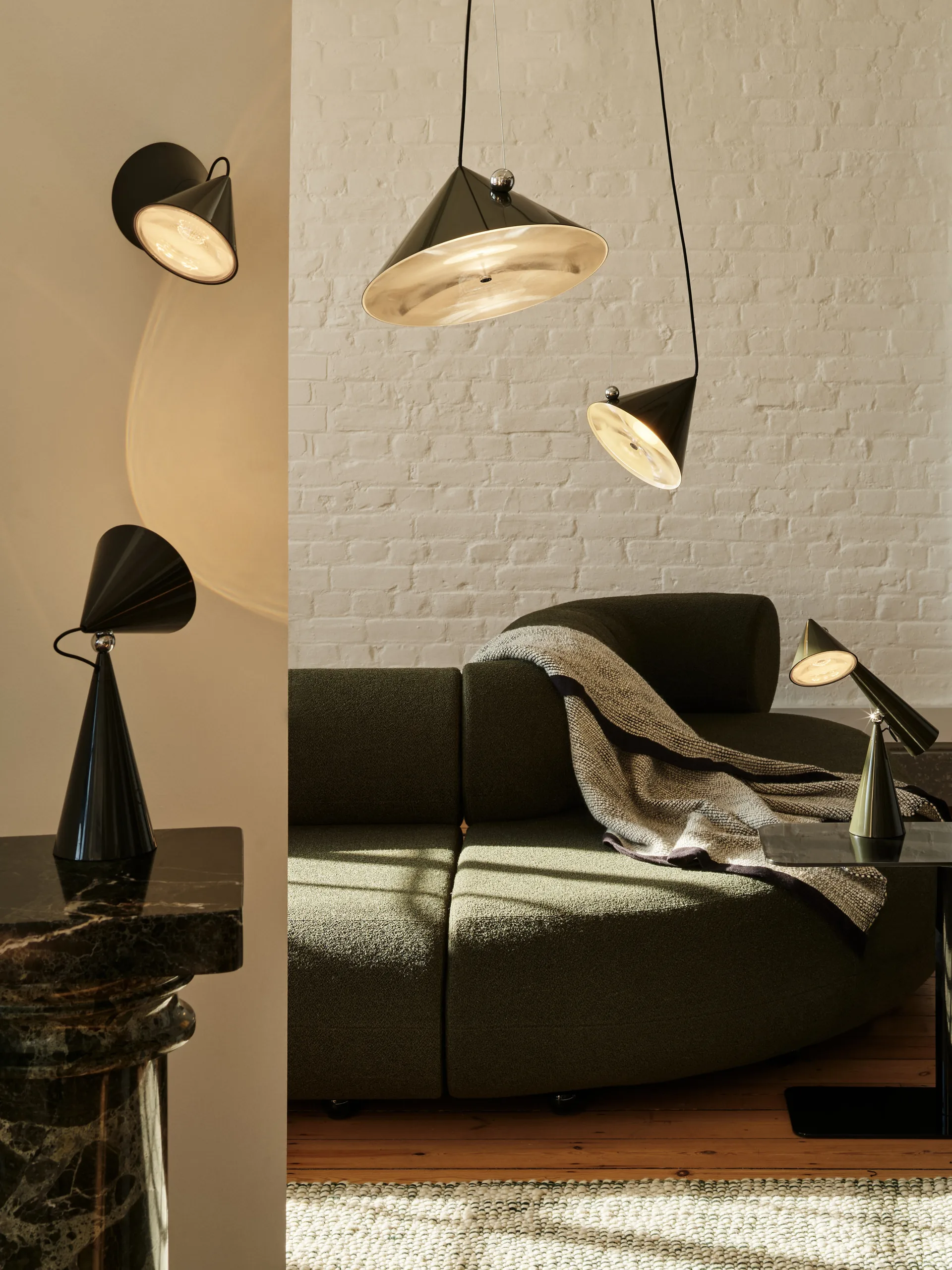 Pose Surface vegglampe, Kelp Tom Dixon