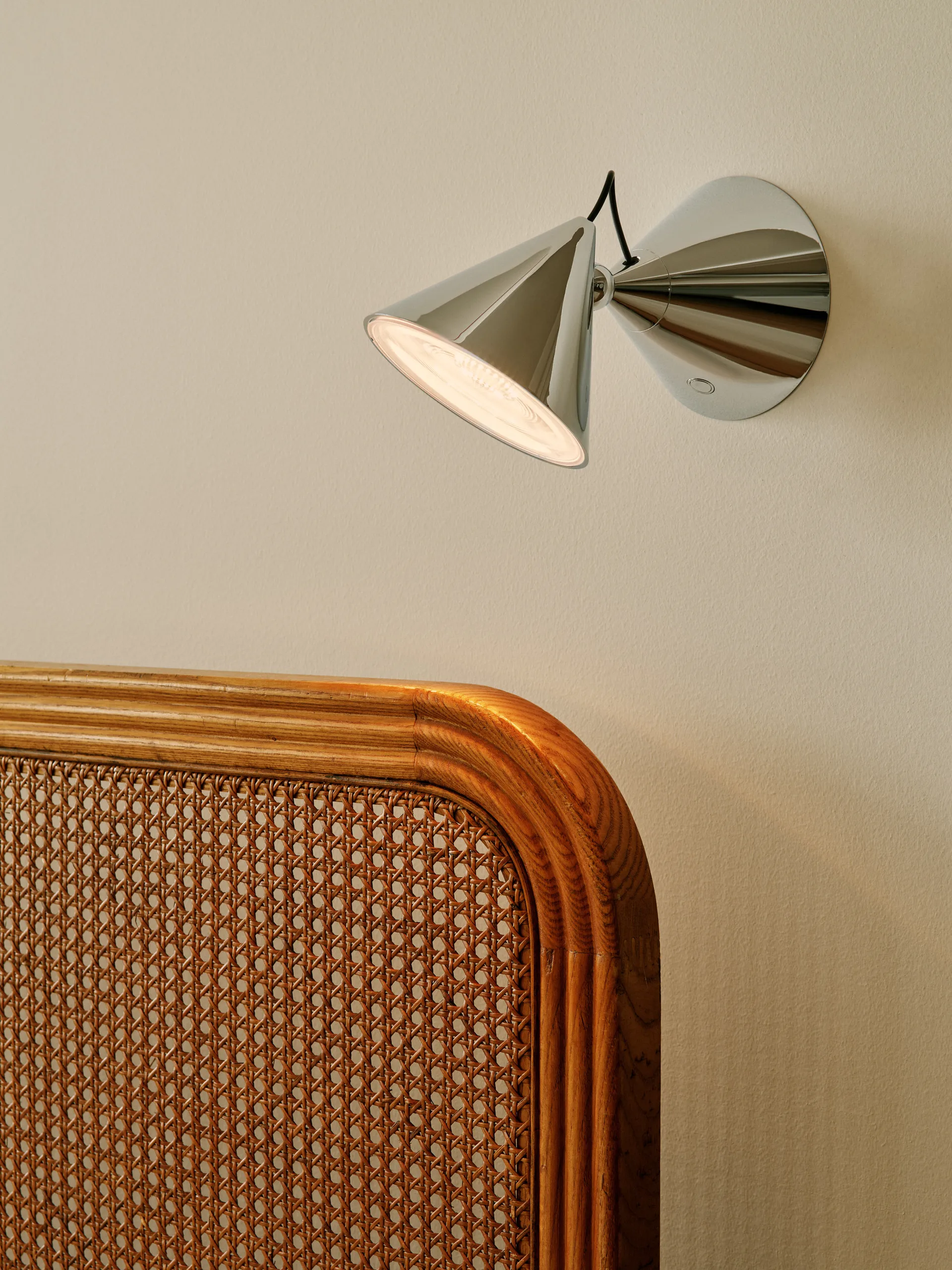 Pose Surface vegglampe, Silver Tom Dixon