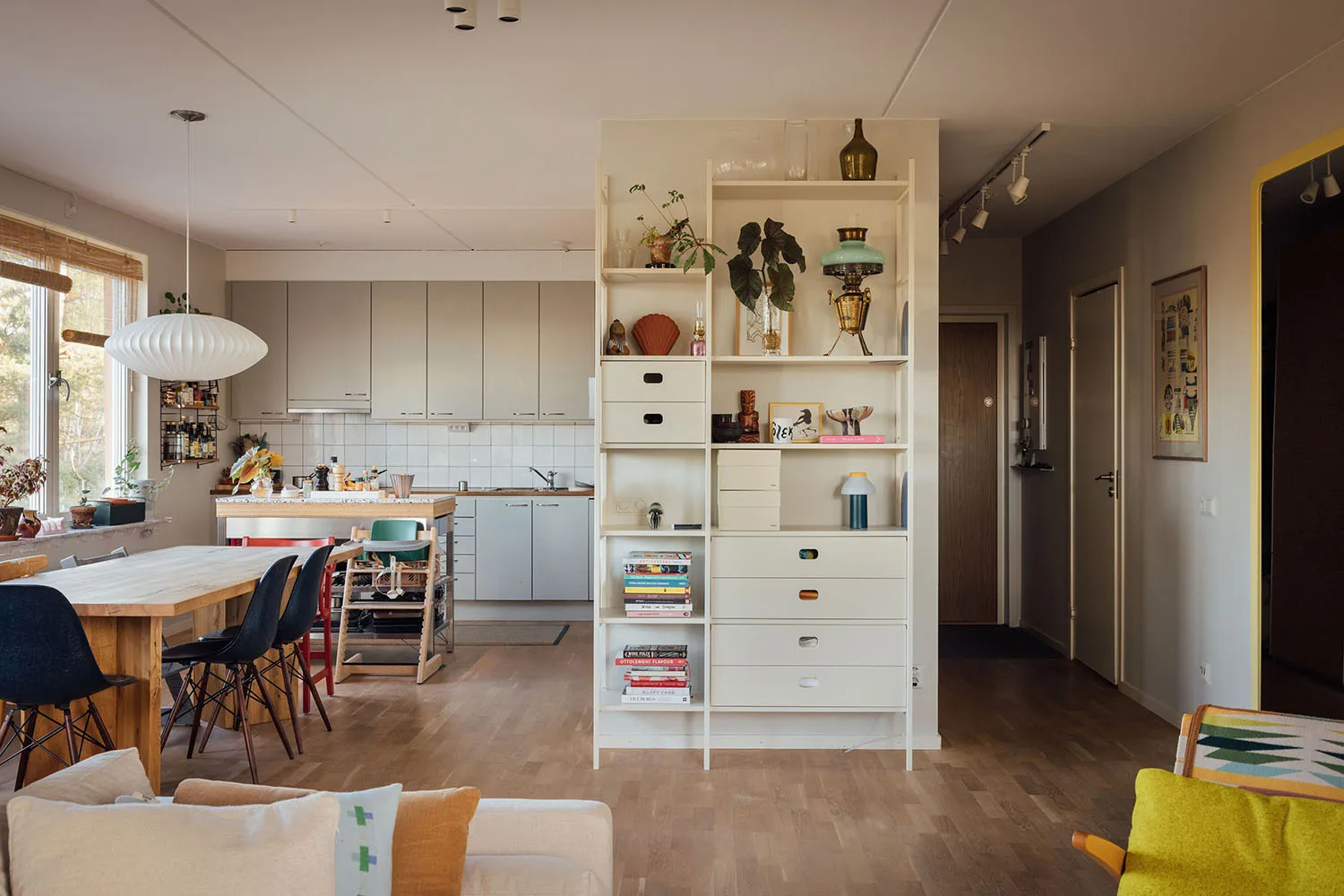 Portal bokhylle 123 cm - Off-white,  TÔNN furniture