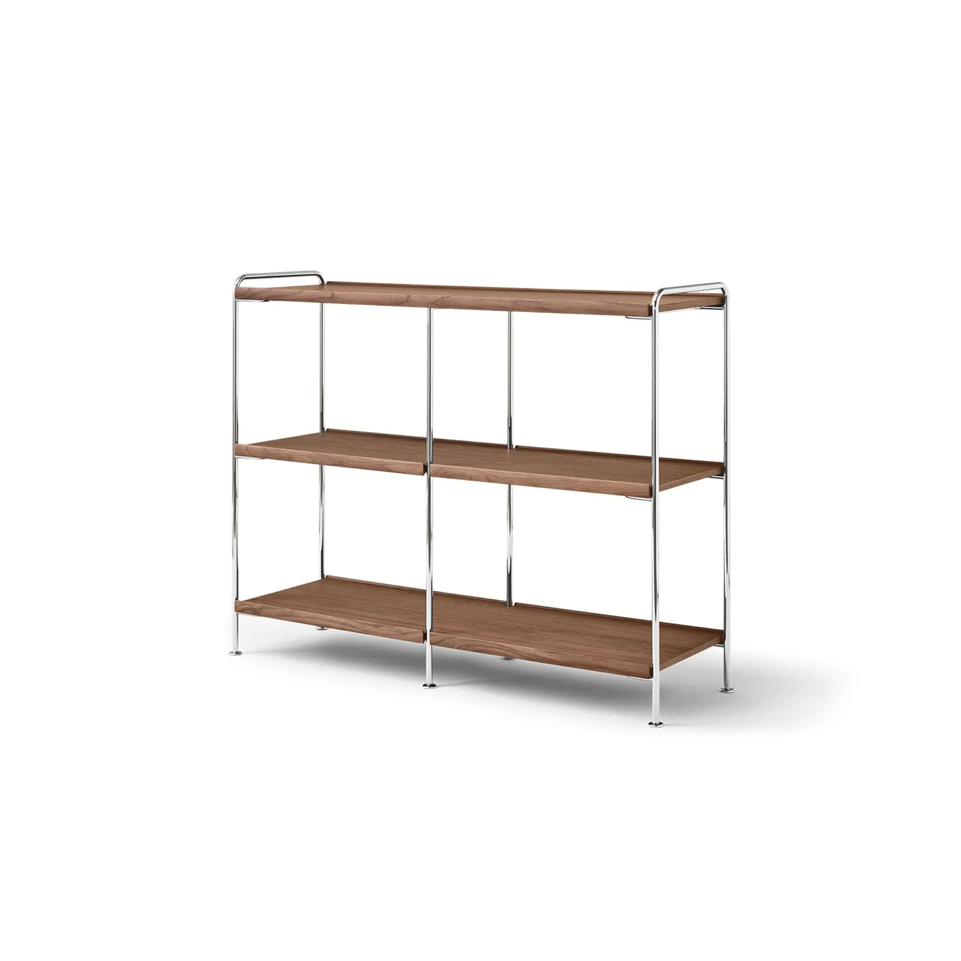 Alima NDS4 konsollhylle, Lakkert valnøtt-krom, 123x95x38 cm &Tradition