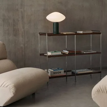 Alima NDS4 konsollhylle - Lakkert valnøtt-krom, 123x95x38 cm - &Tradition