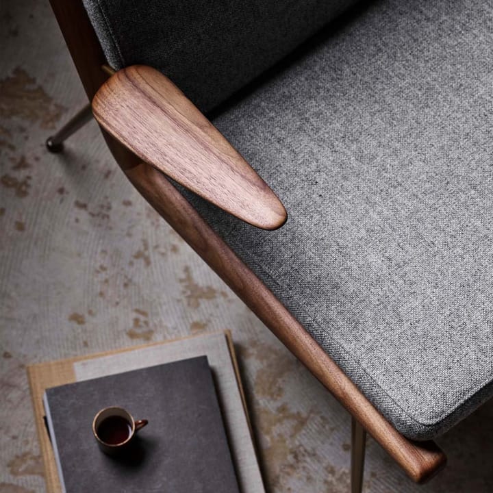 Boomerang HM2 lenestol, Hallingdal 130 grå, oljet valnøtt &Tradition