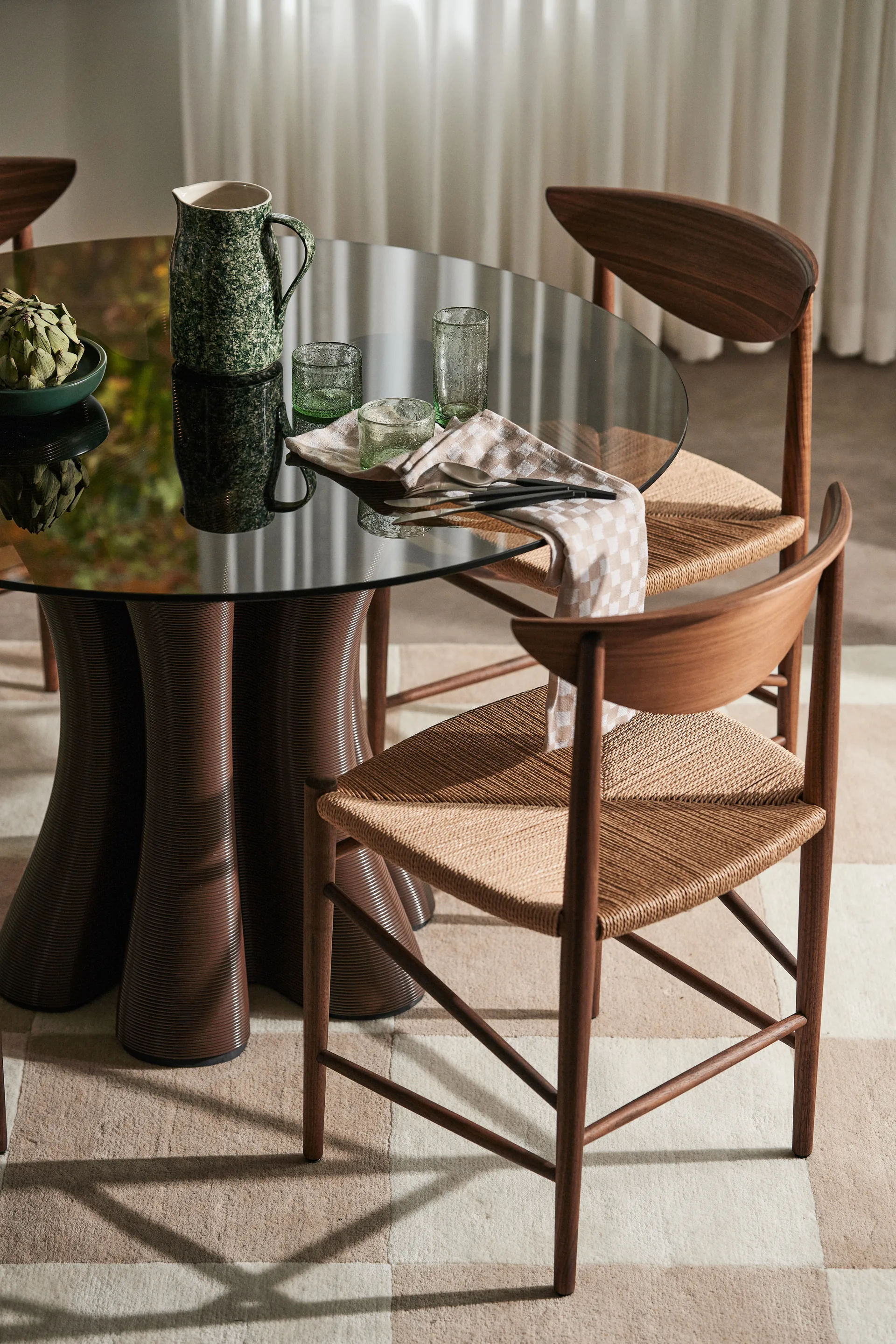 Drawn stol HM3, Valnøtt &Tradition