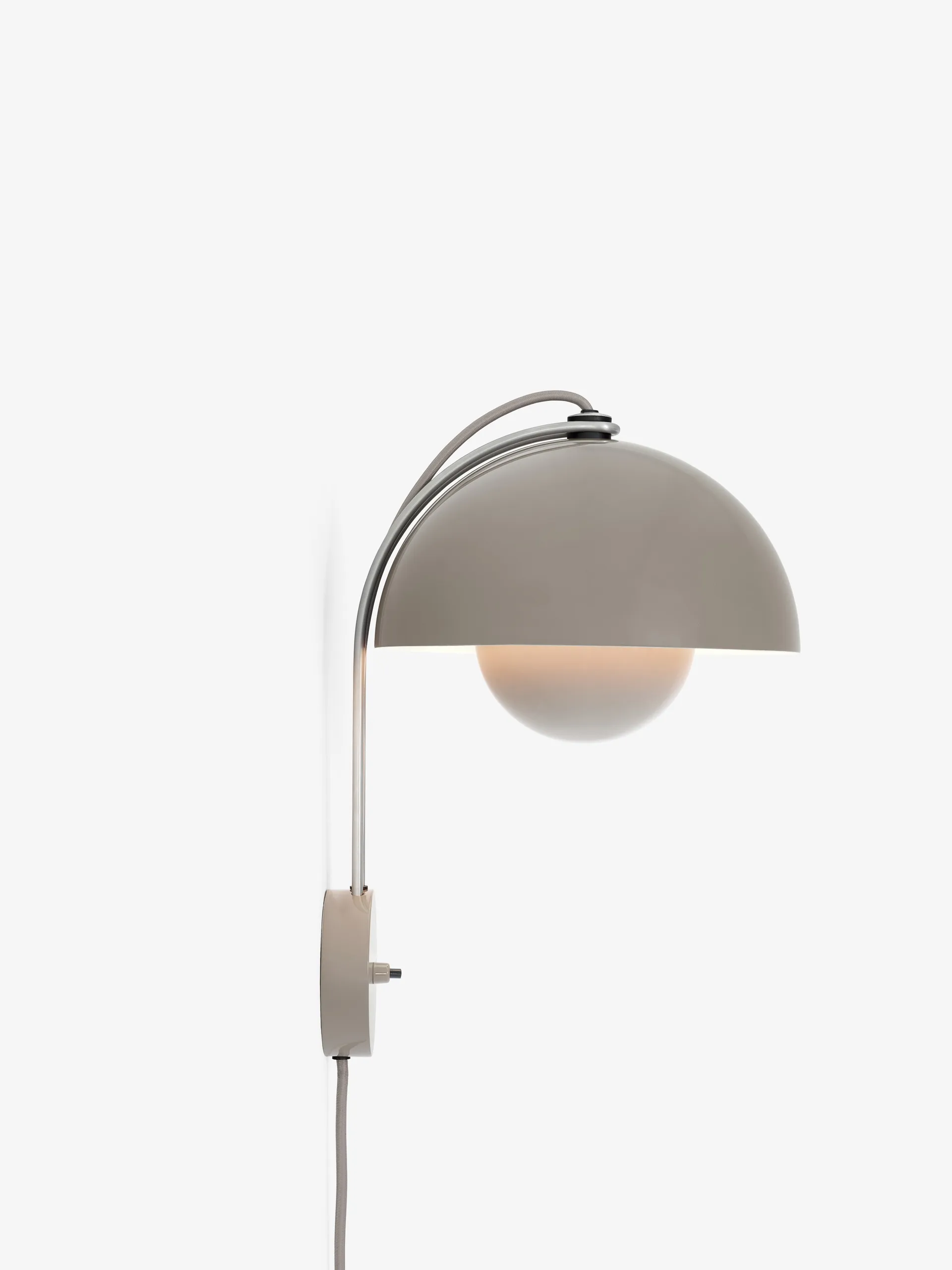 Flowerpot vegglampe VP8, Grey Beige &Tradition