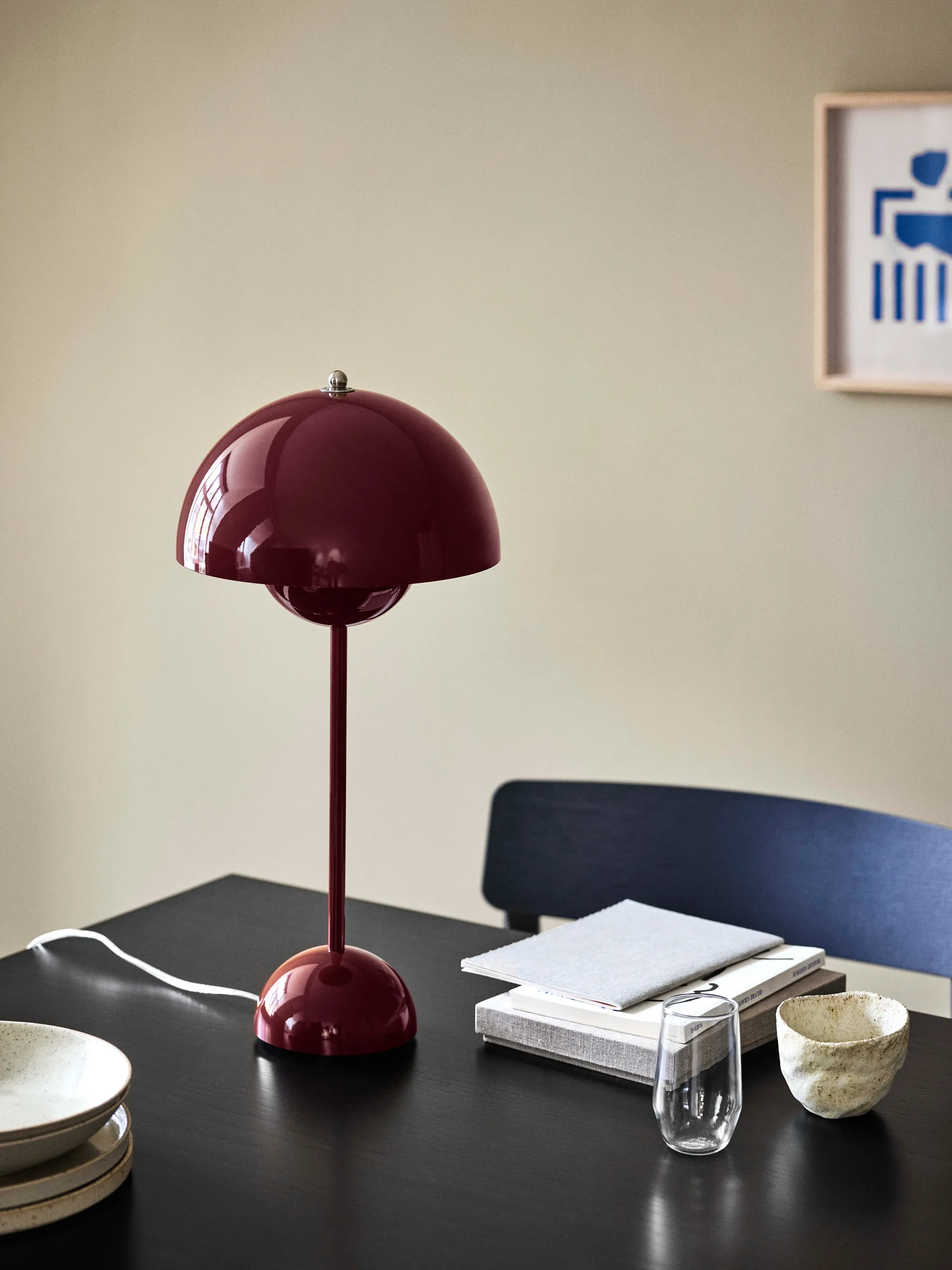 FlowerPot VP3 bordlampe, Dark plum &Tradition