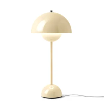 FlowerPot VP3 bordlampe - Ivory - &Tradition