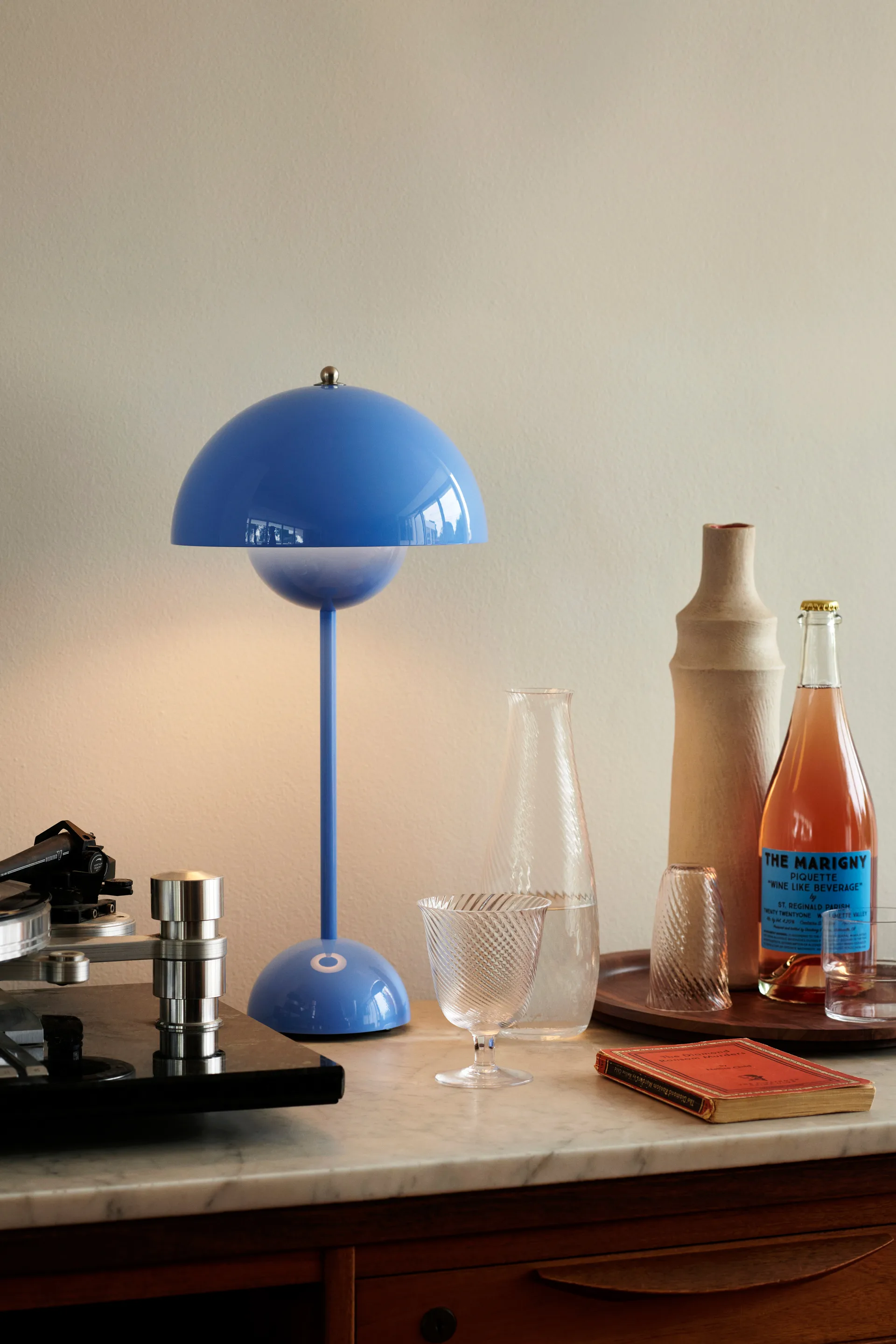 FlowerPot VP3 bordlampe, Swim blue &Tradition