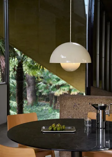 Flowerpot VP7 pendel - Ivory - &Tradition