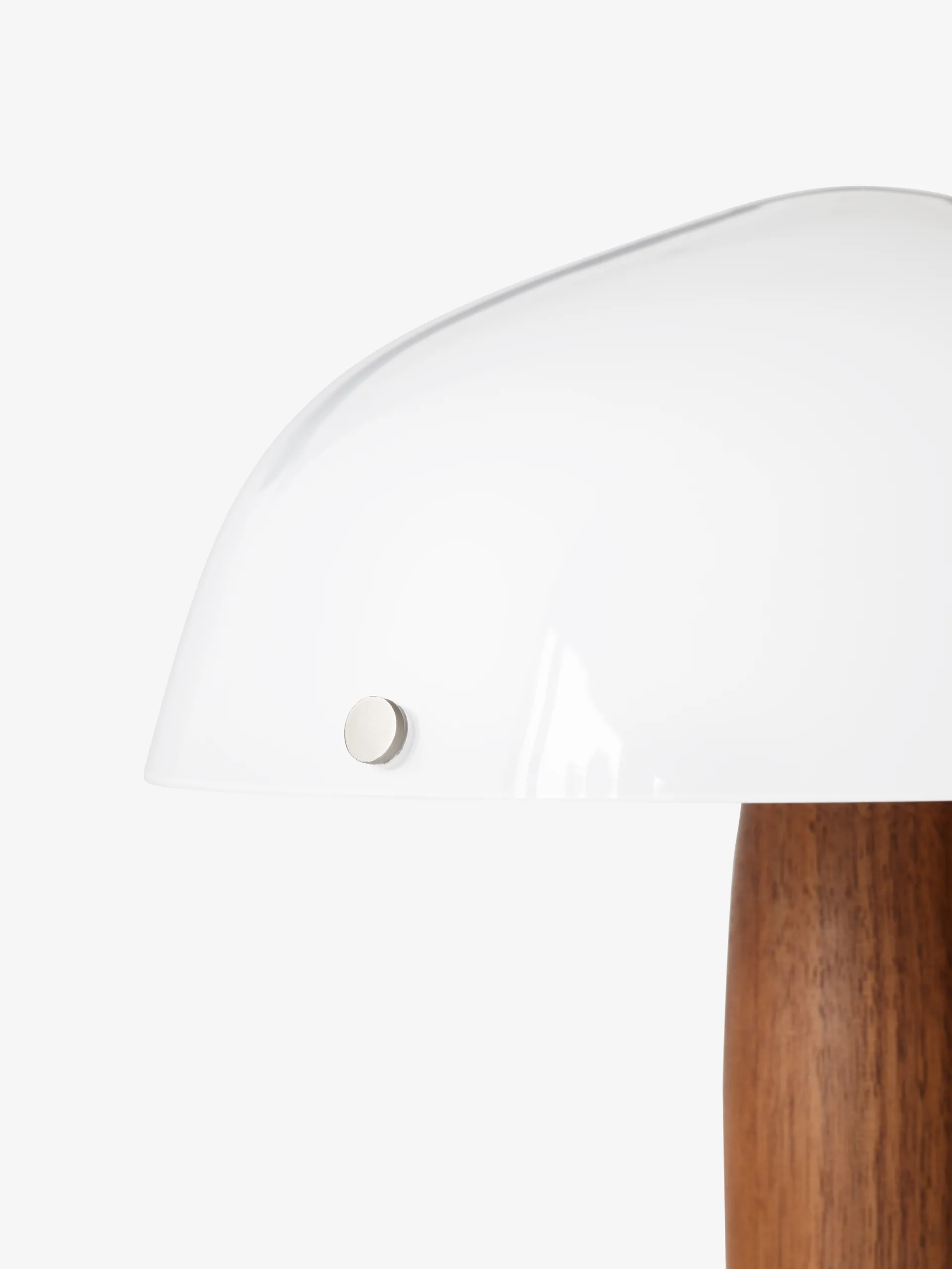 Herman SHY3 bordlampe, walnut & cream marble, tekstilledning &Tradition
