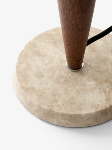 Herman SHY3 bordlampe - walnut & cream marble, tekstilledning - &Tradition