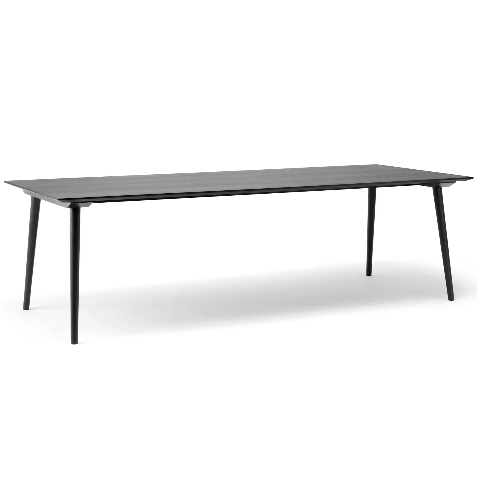 In Between bord SK6, Svartbeiset eik &Tradition