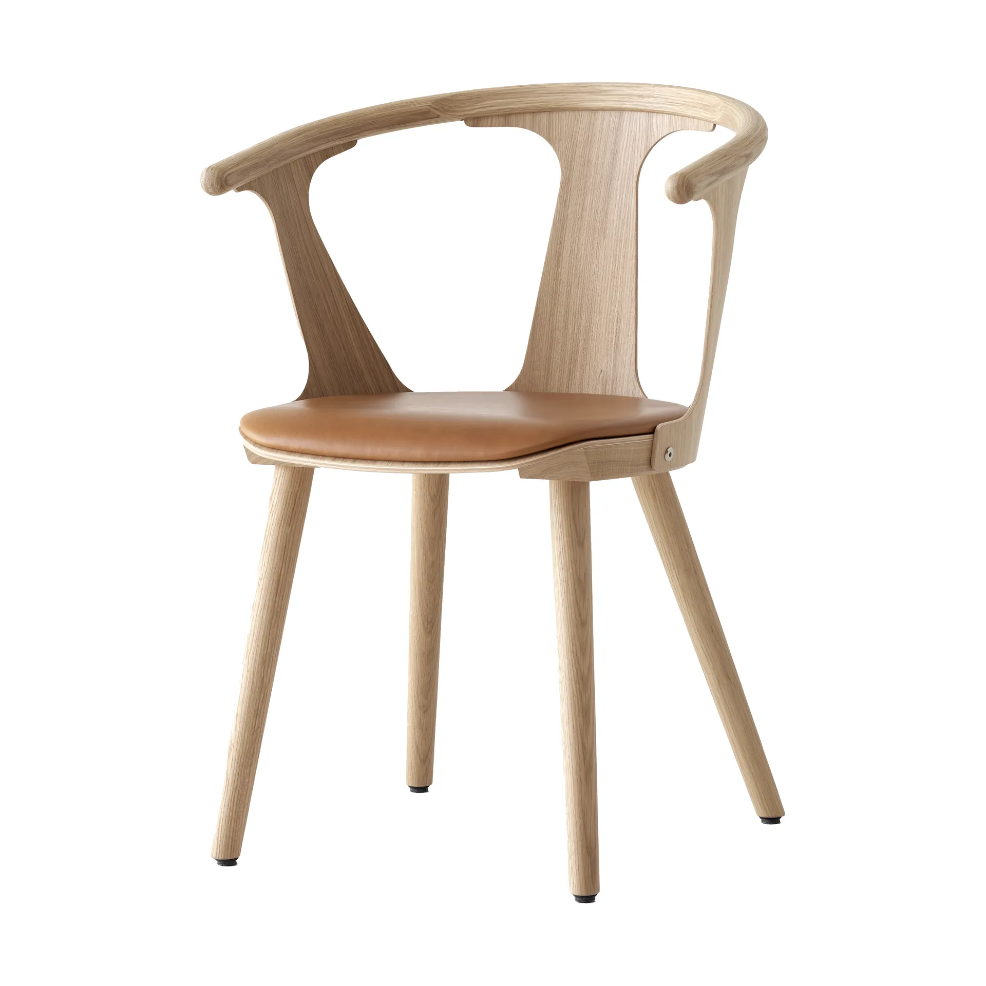 In Between SK2 stol, Oljet eik-Noble cognac leather &Tradition