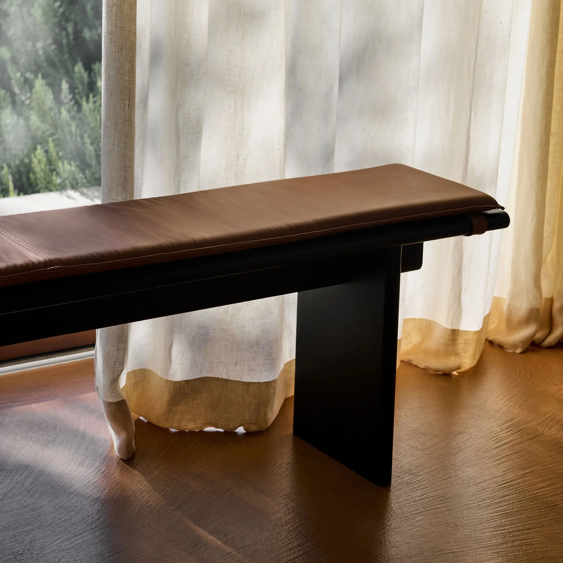 Ita OS5 benk 170 cm, Dark stained oak &Tradition