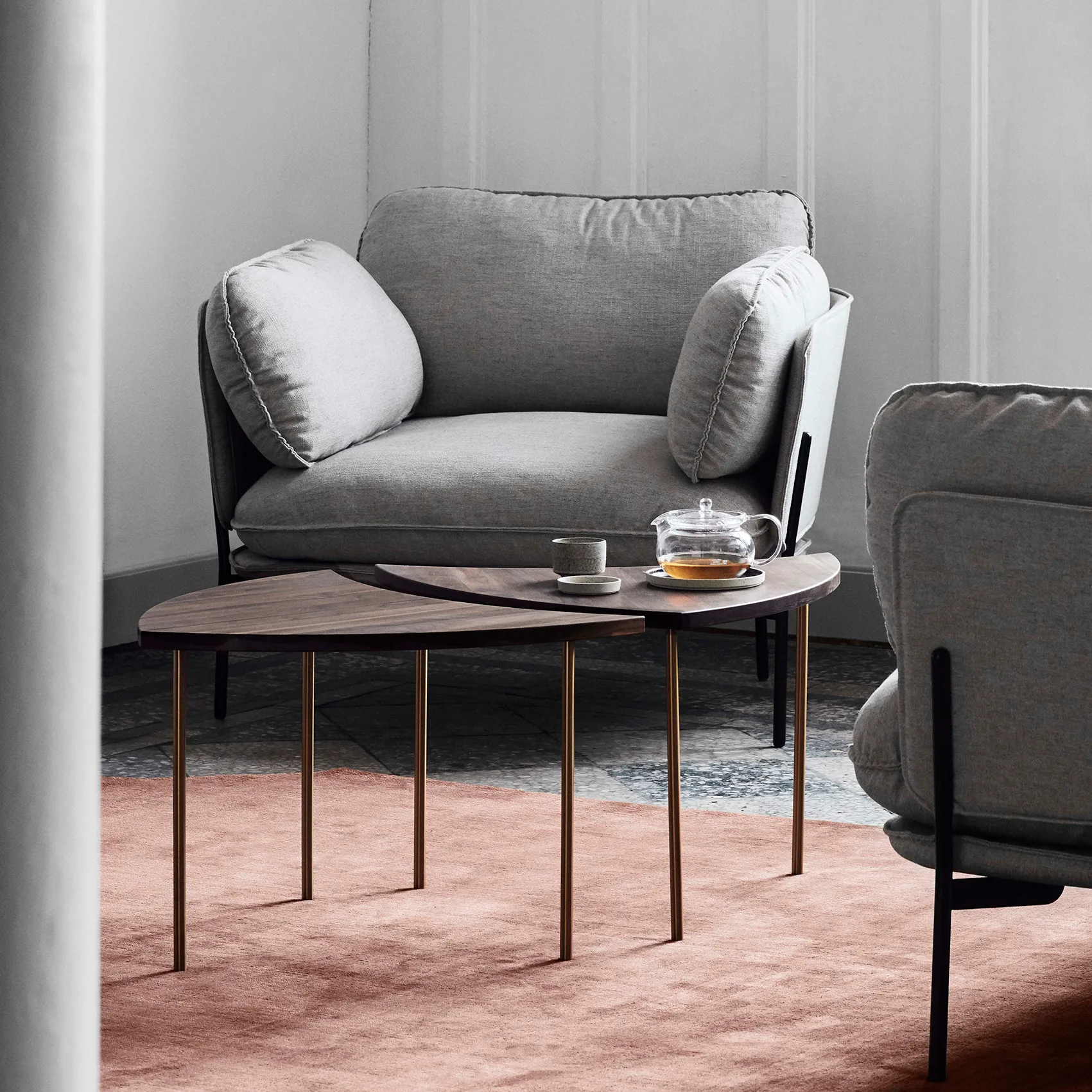 Pinwheel sidebord HM7, Valnøtt &Tradition