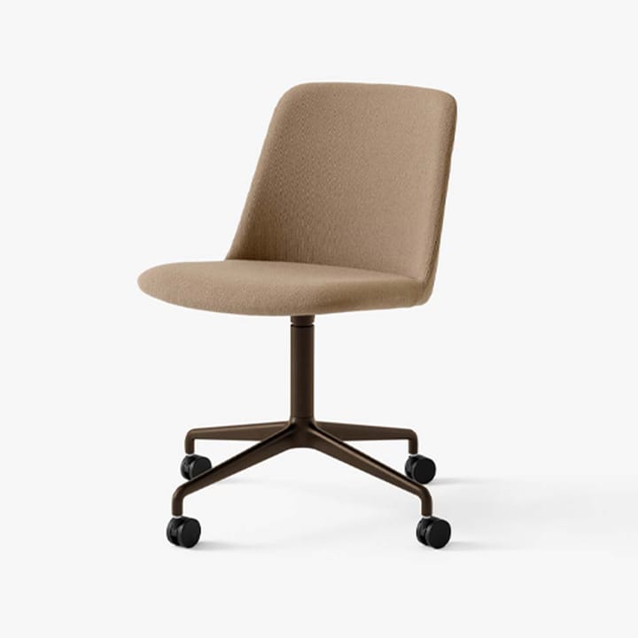Rely HW23 kontorstol, Tekstil hallingdal 224 peanut, bronsert stativ &Tradition