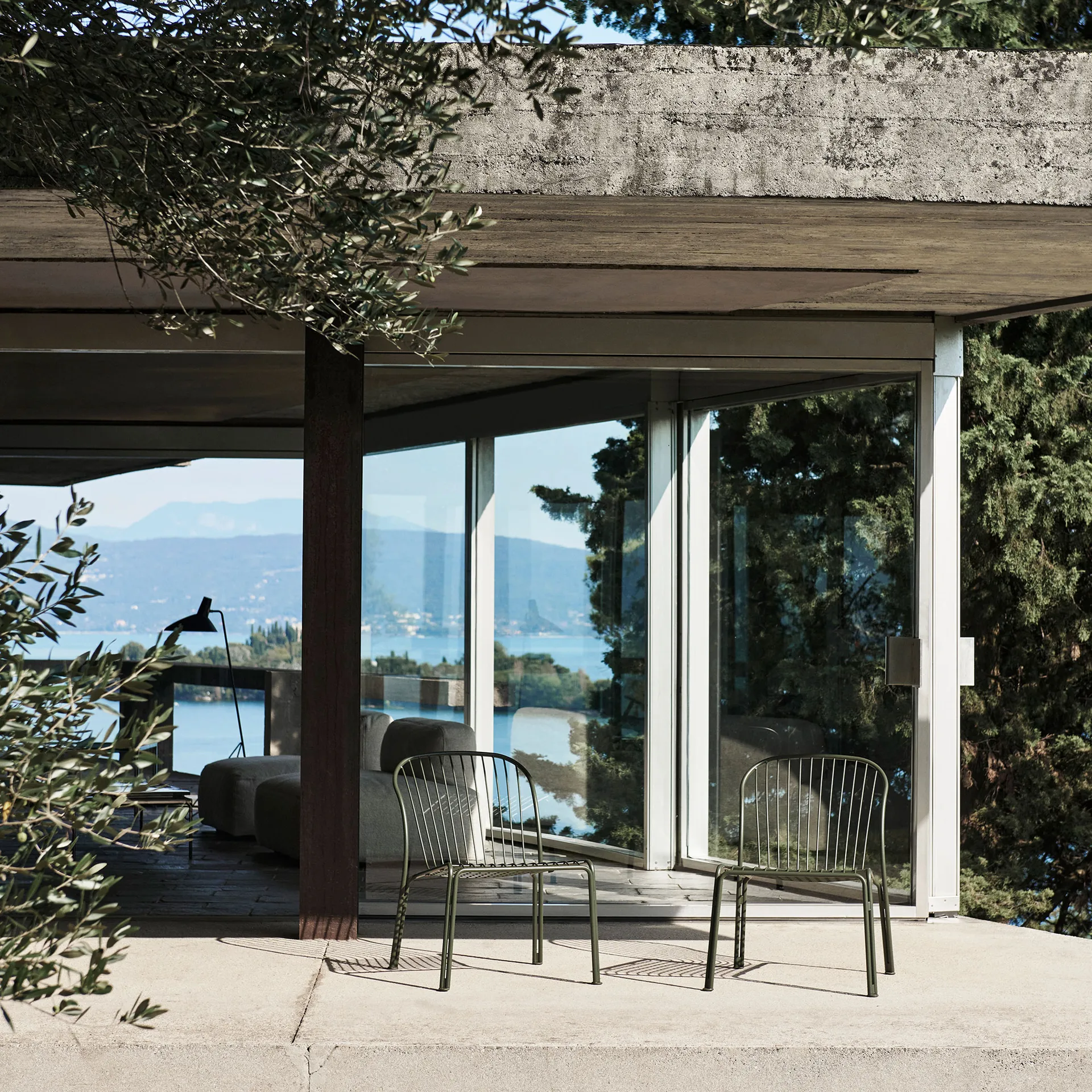 Thorvald SC101 loungestol, Bronze green &Tradition