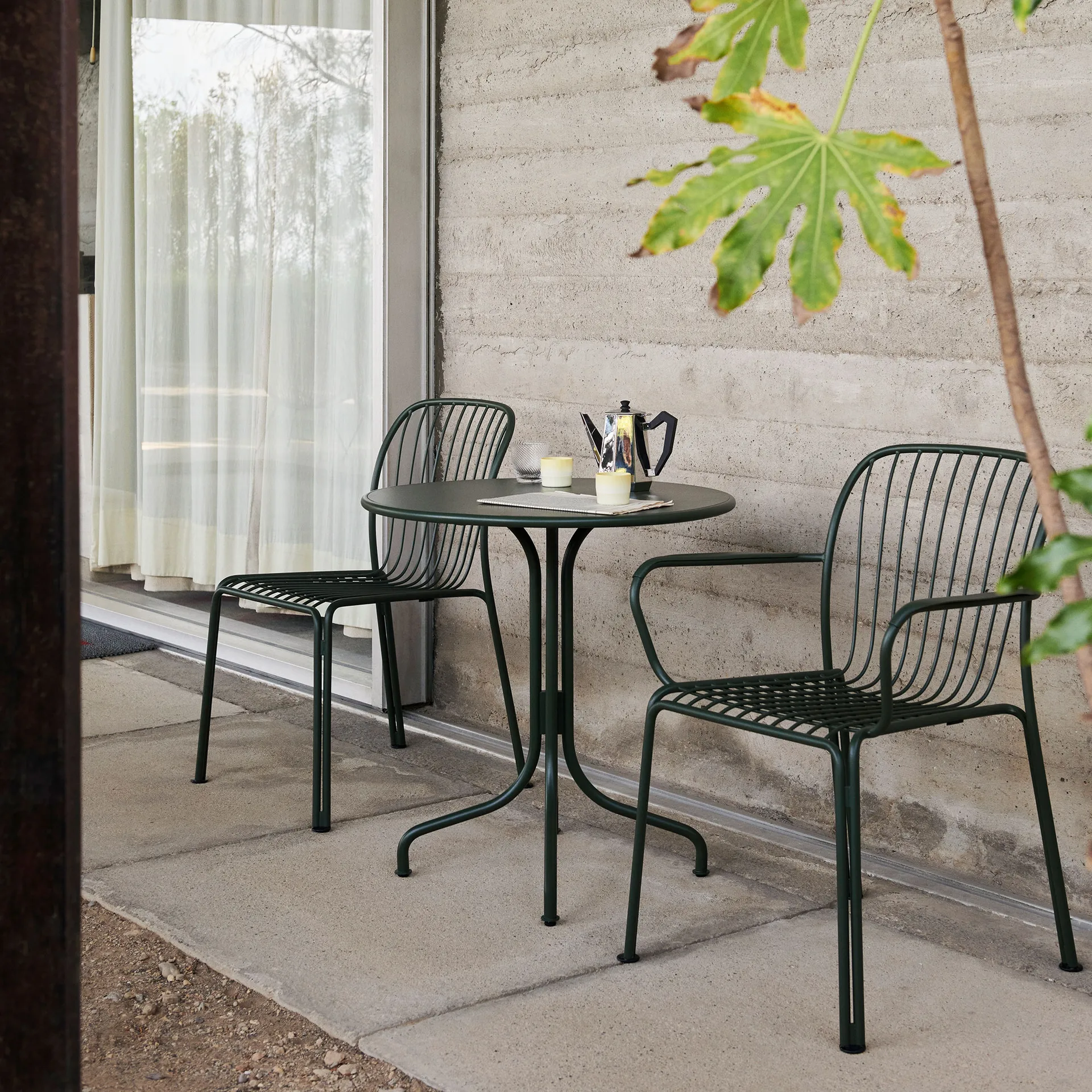 Thorvald SC96 cafébord Ø70 cm, Bronze green &Tradition