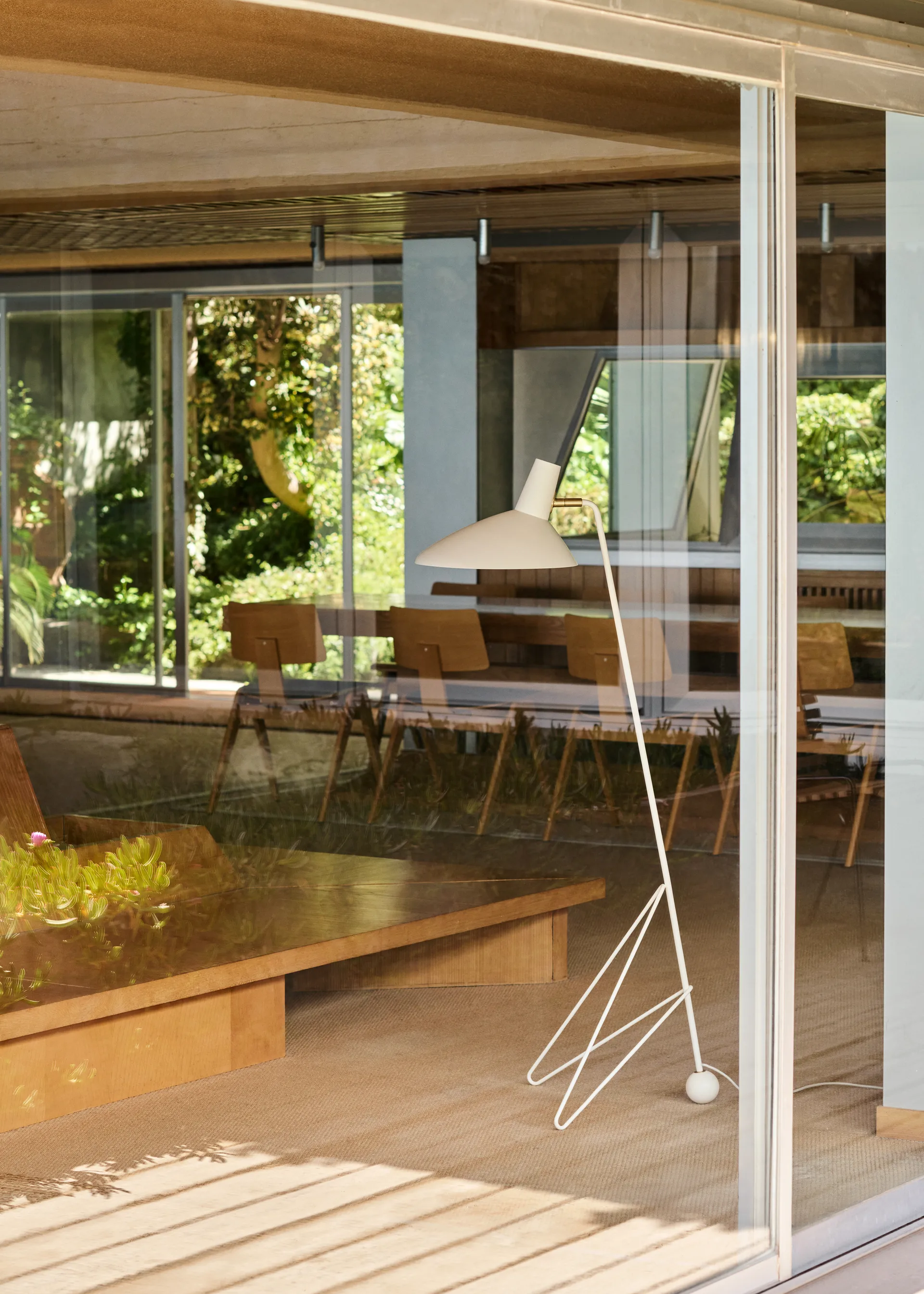 Tripod gulvlampe HM8, Matt hvit &Tradition