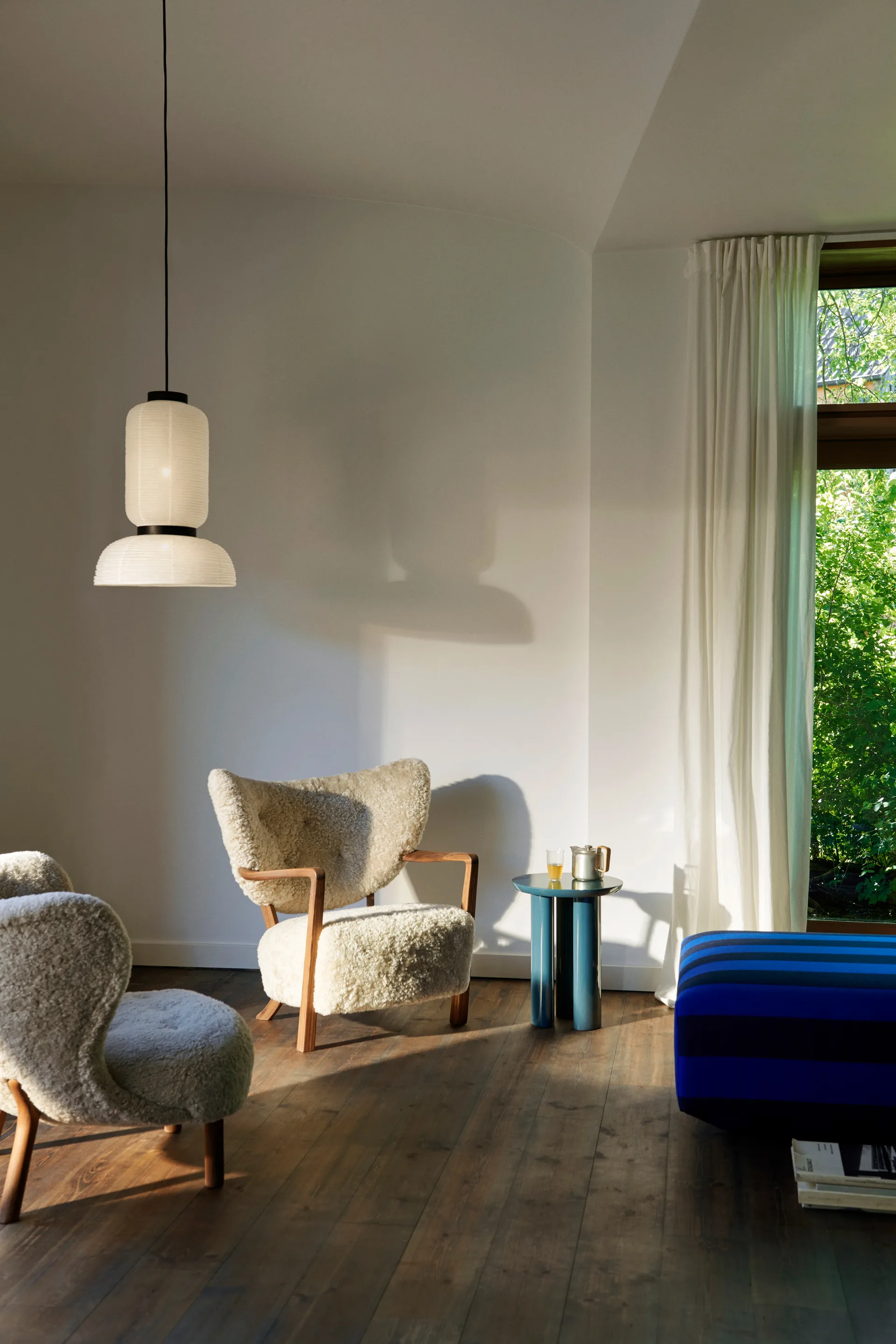 Tung JA3 sidebord, Steel blue &Tradition