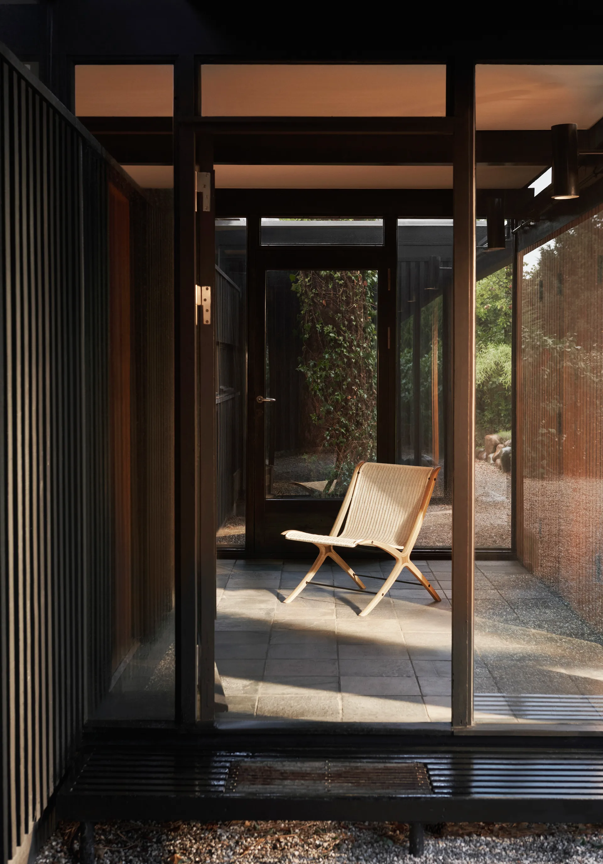 X loungefåtølje HM10, Valnøtt &Tradition