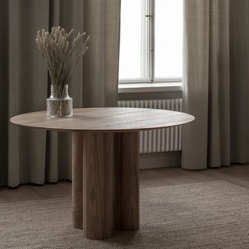 Hommage Grande spisebord - Eik røktoljet Ø135 cm - Tre Sekel Möbelsnickeri