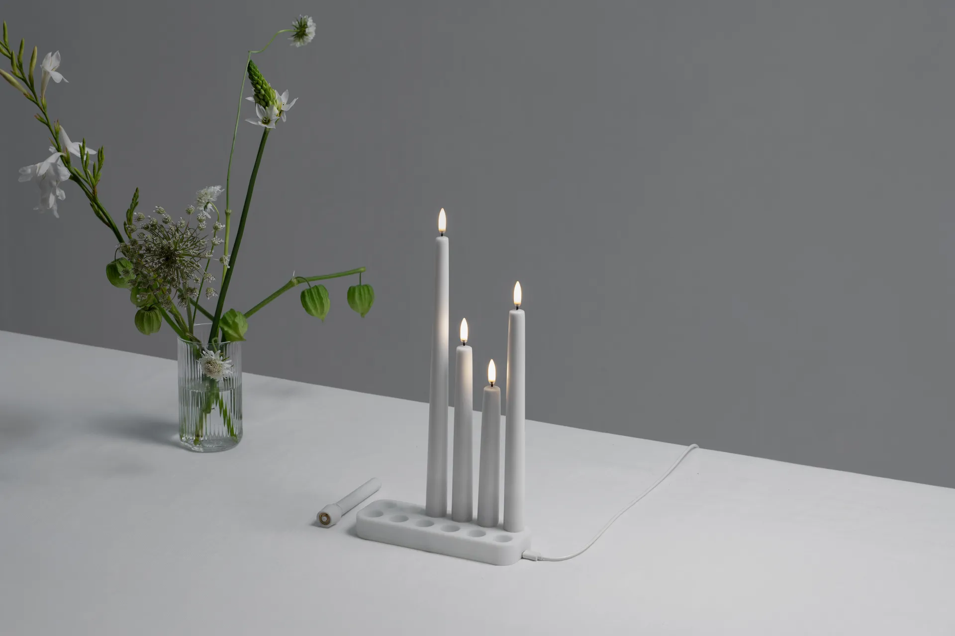 Uyuni LED Kronelys hvit 2-pakning, Ø2,3×25,2 cm Uyuni Lighting