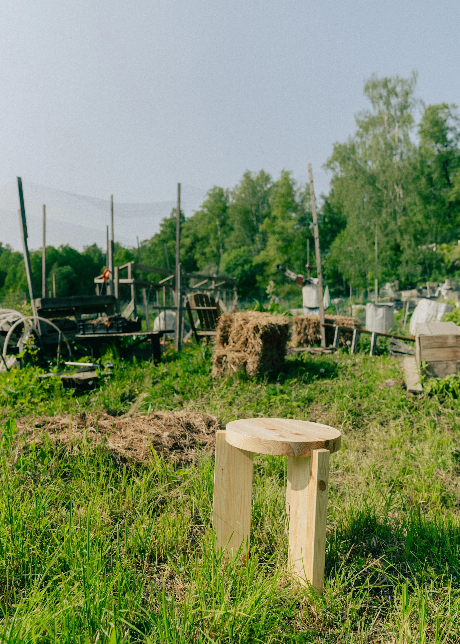 001 Stool krakk, Matt oljevokset furu, Ø40x44 cm Vaarnii