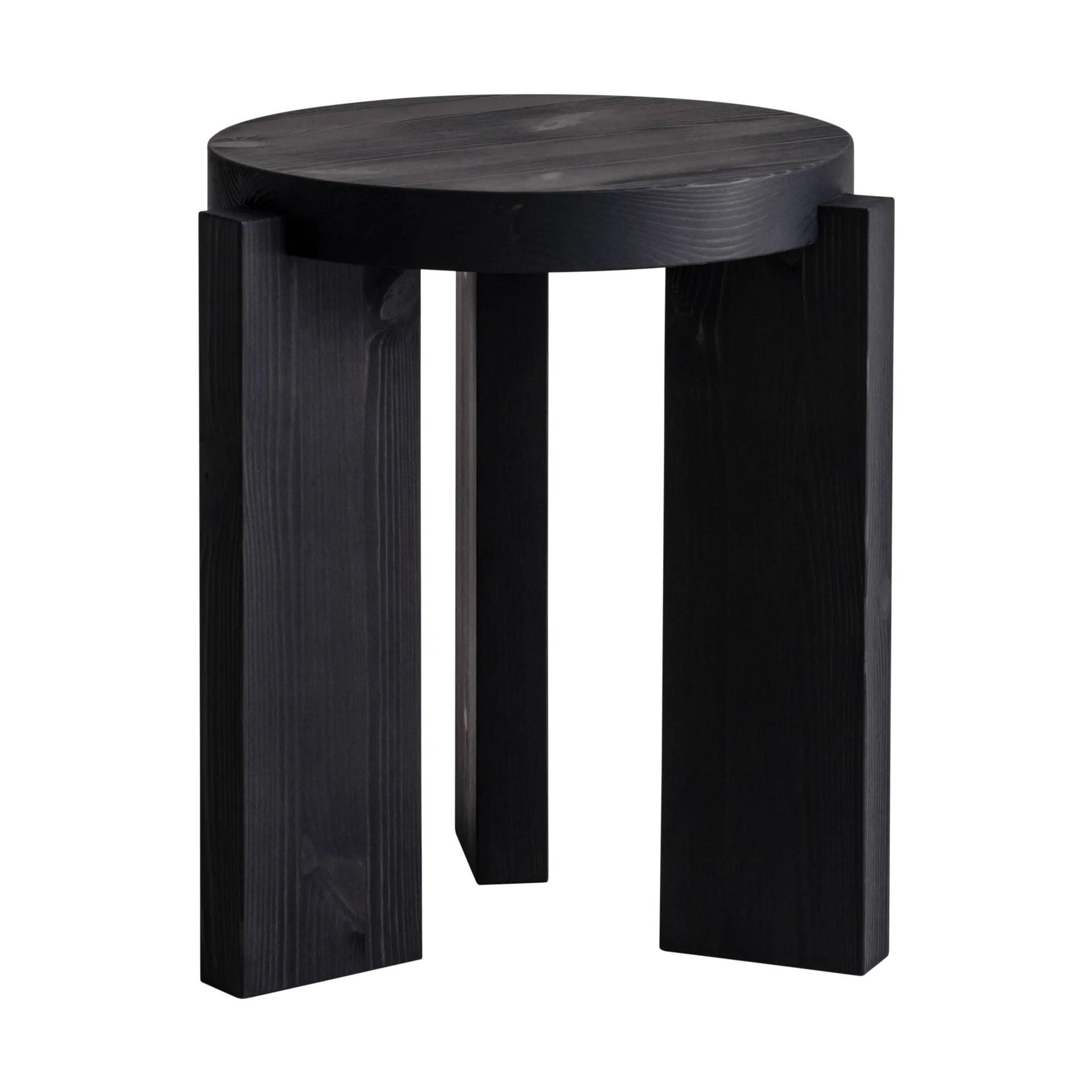 001 Stool rund krakk, Svartbeiset furu, Ø40x44 cm Vaarnii
