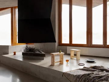 002 Ast Stool krakk - Matt oljevokset furu, 55x26x45 cm - Vaarnii