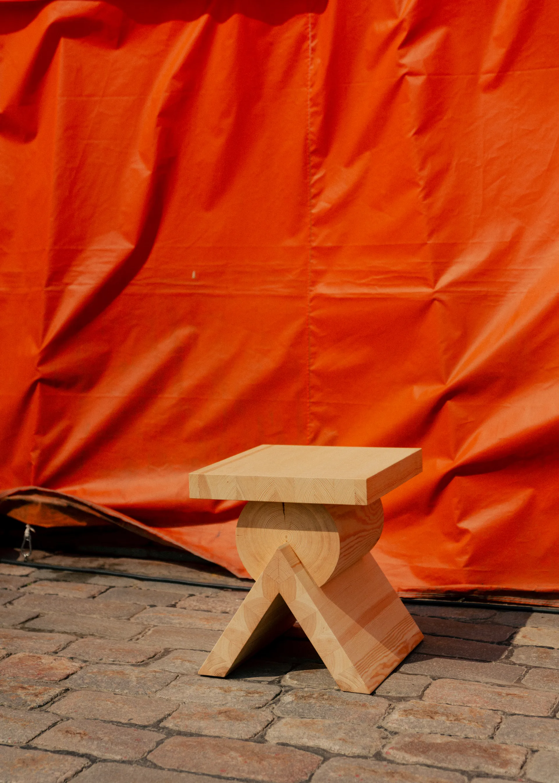 006 AA Side Table sidebord, Matt oljevokset furu, 40x40x45 cm Vaarnii