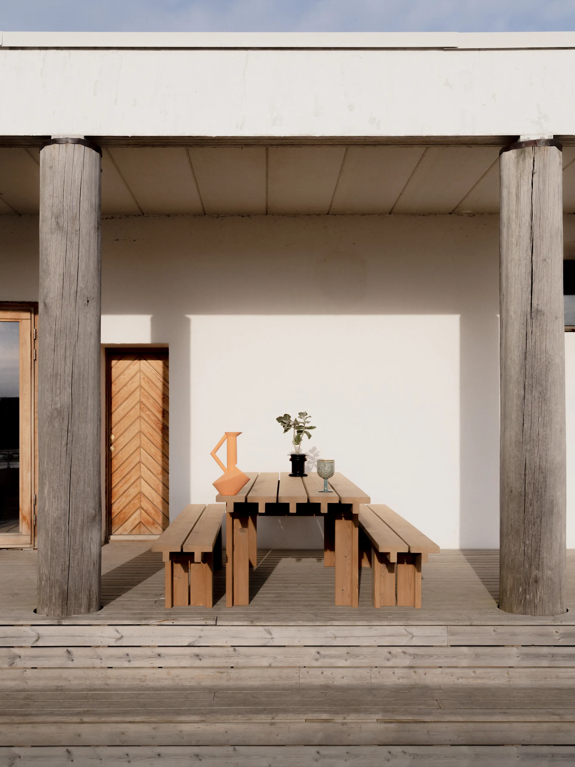 013 Osa Outdoor Table bord, Varmebehandlet furu, 333×94×78 cm Vaarnii