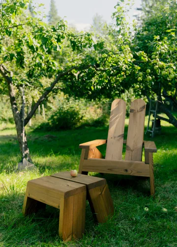 015 Peace Outdoor Foot Stool fotskammel - Varmebehandlet furu - Vaarnii