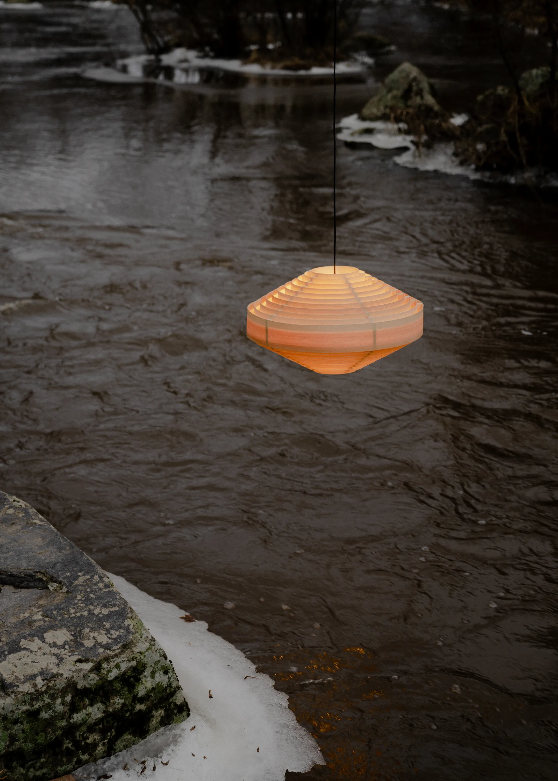 1001 Hans Pendant pendel, Matt oljevokset furu, Ø38 cm Vaarnii