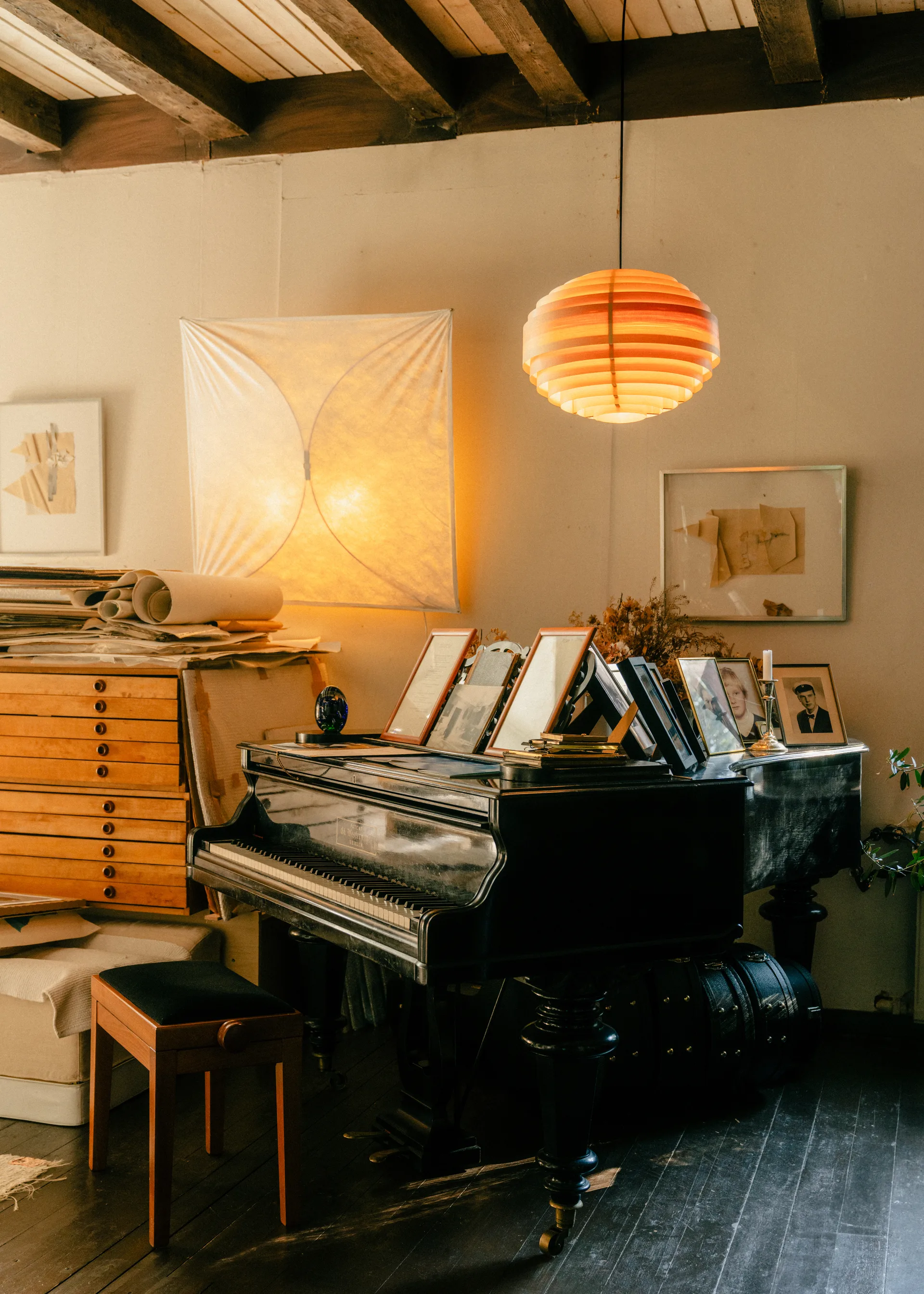 1002 Hans Pendant pendel, Matt oljevokset furu, Ø46 cm Vaarnii