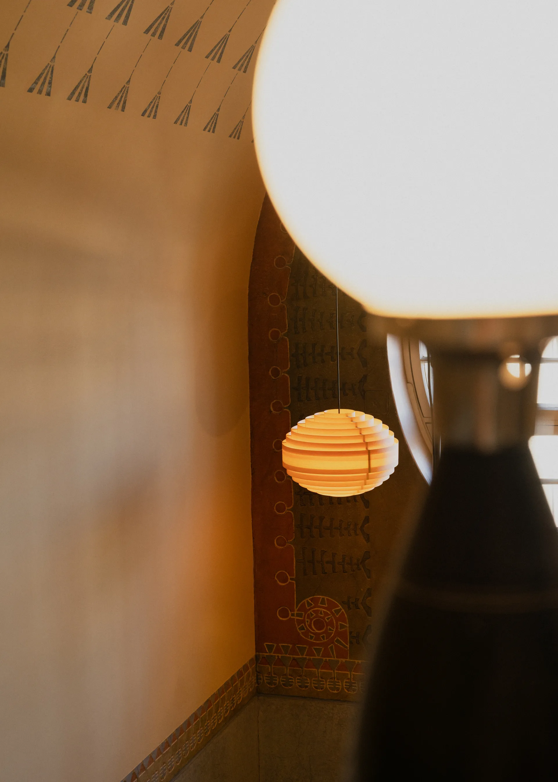 1002 Hans Pendant pendel, Matt oljevokset furu, Ø46 cm Vaarnii