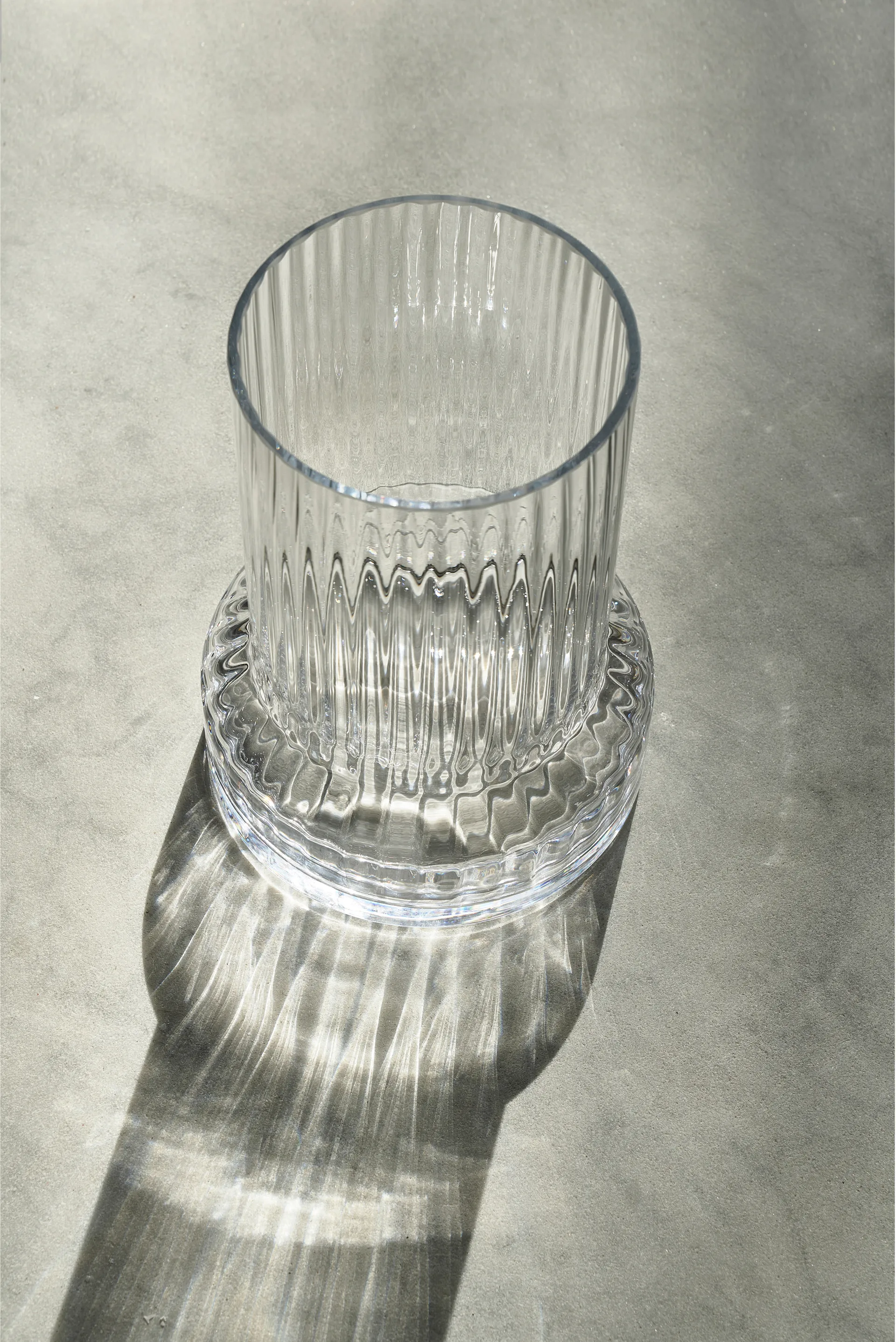 Hvils glassvase riflet Ø21 cm, Clear Villa Collection