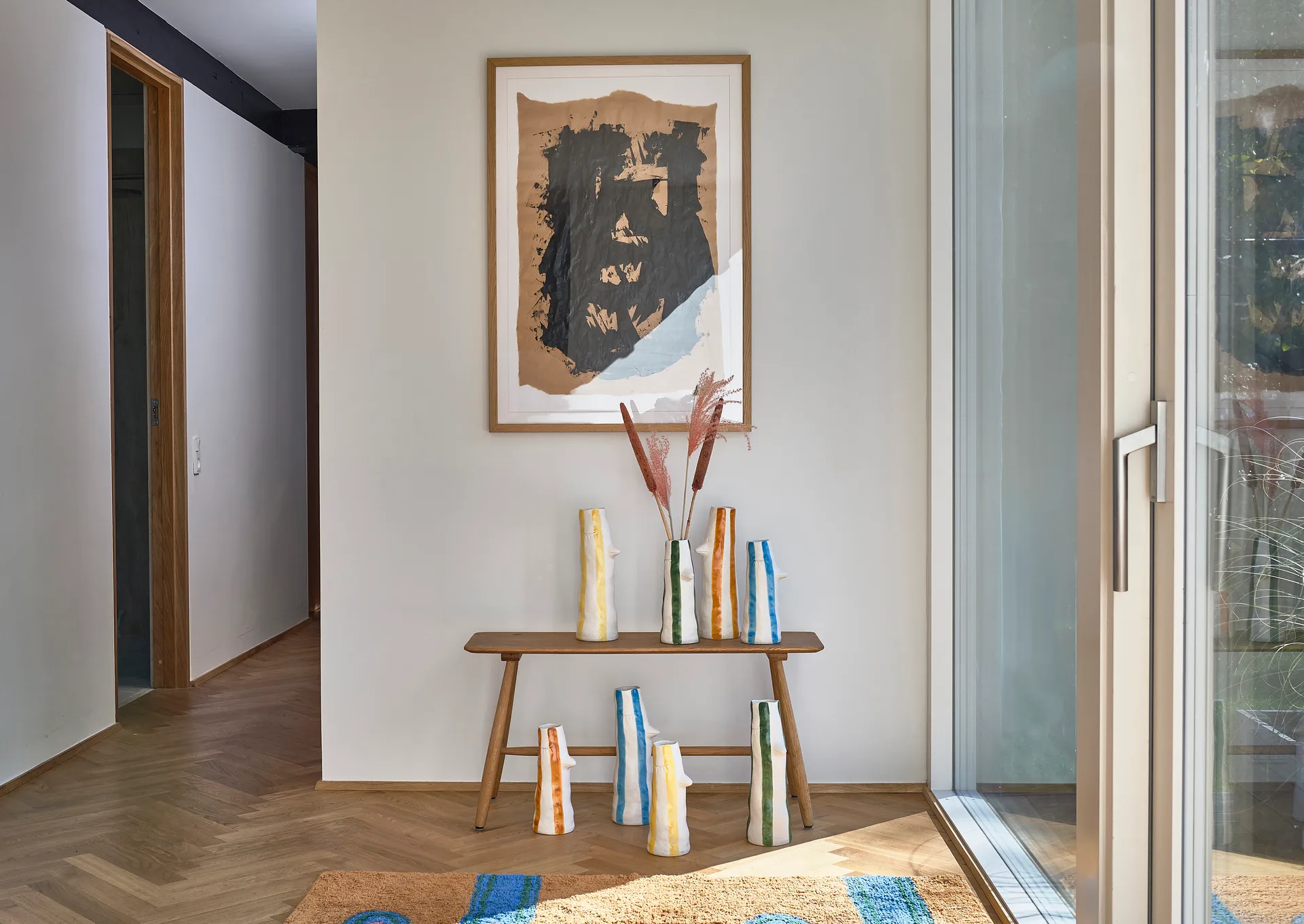 Styles vase med nebb og øyevipper 26 cm, Blue Villa Collection