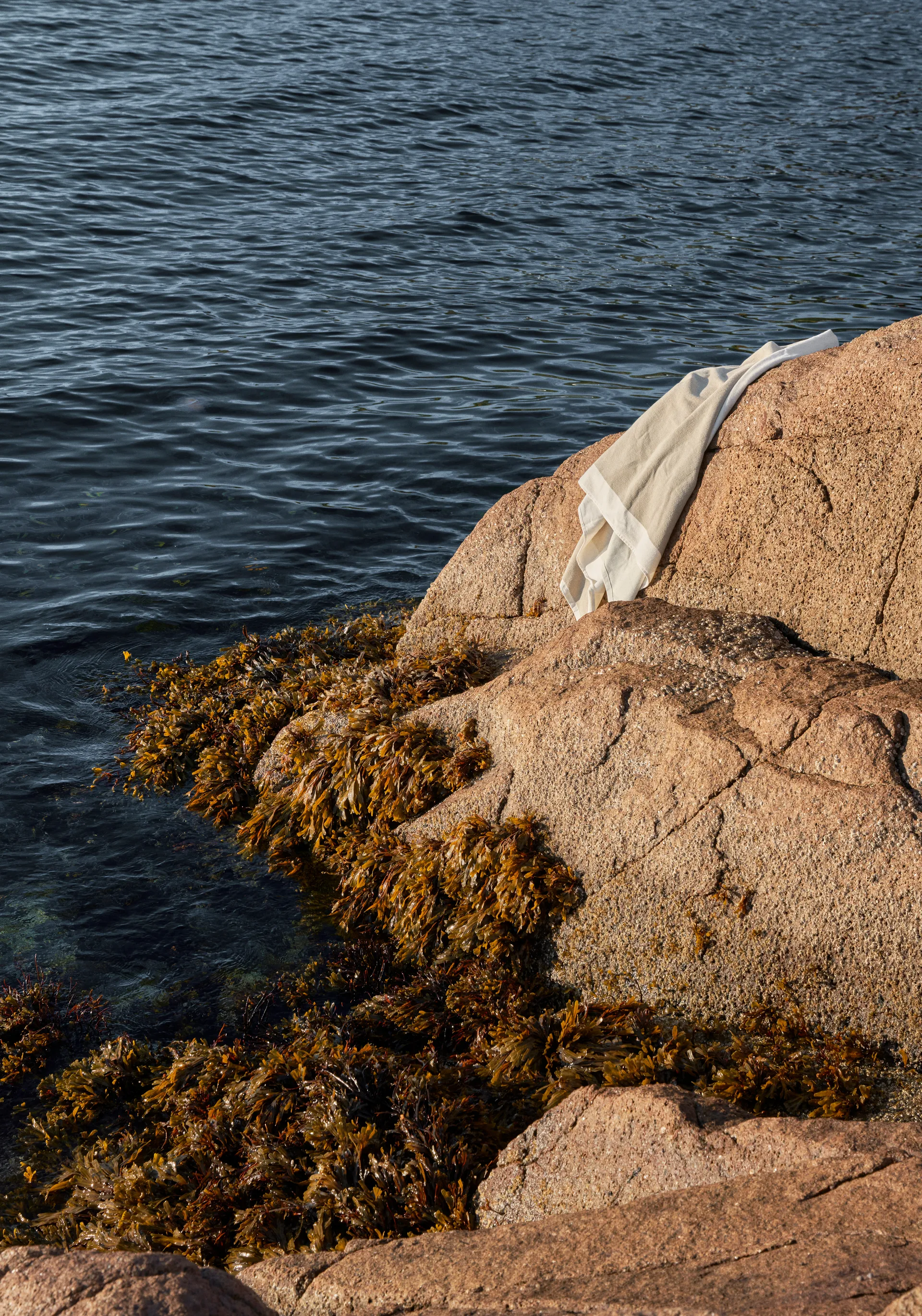 Vipp105 strandhåndkle, Khaki, 100x180 cm Vipp